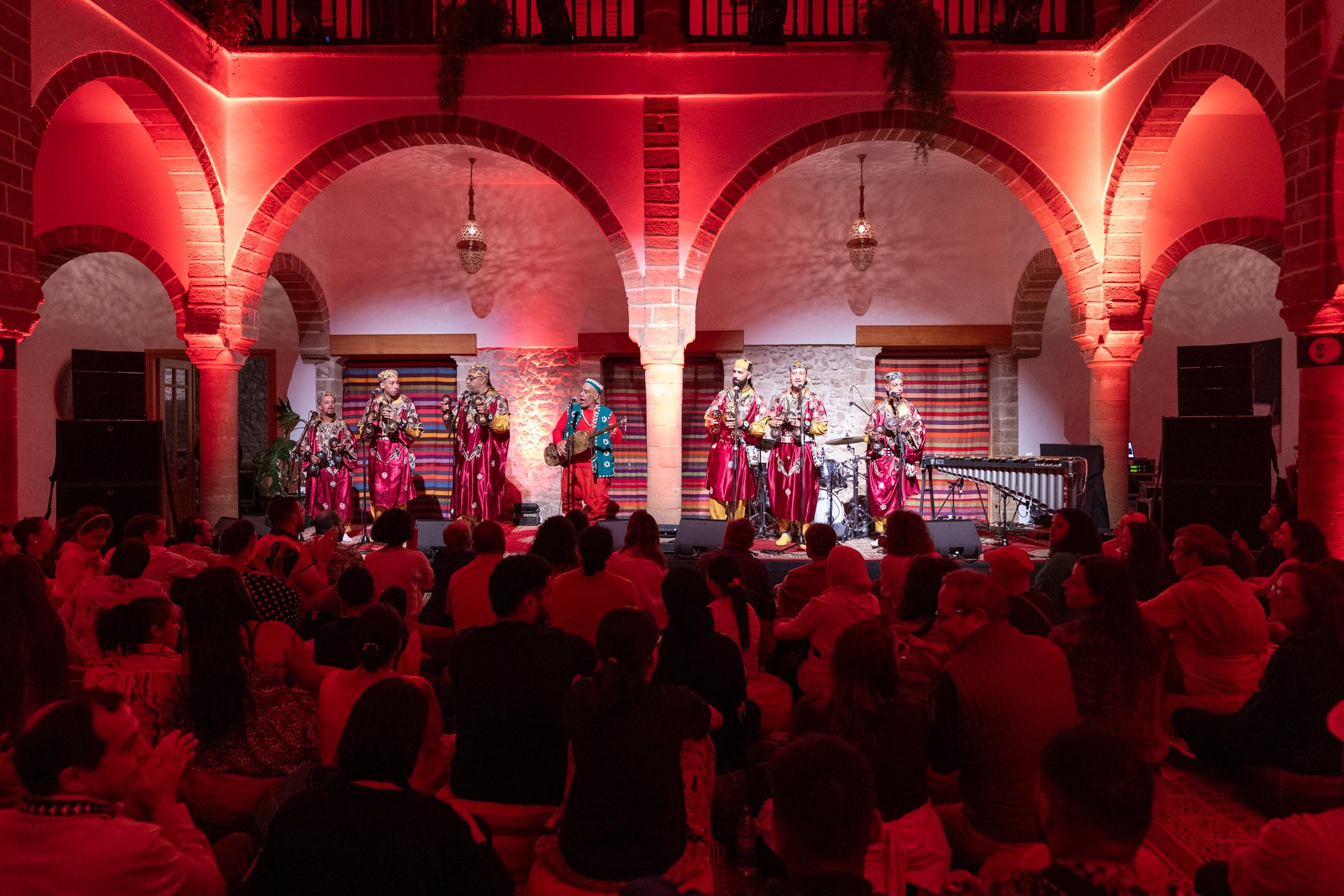 Dar Souiri-Scènes-du-Festival-Gnaoua-Essaouira-2025